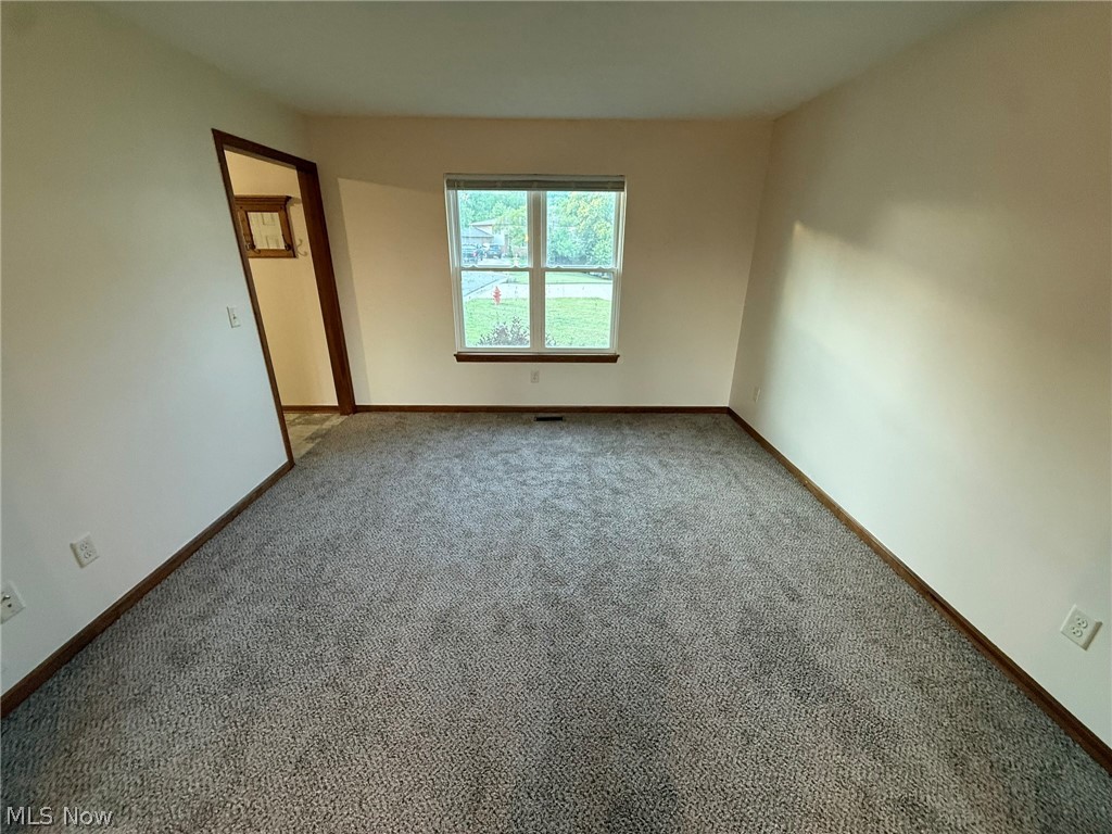 9724 Lafont Circle NE Bolivar OH 44612