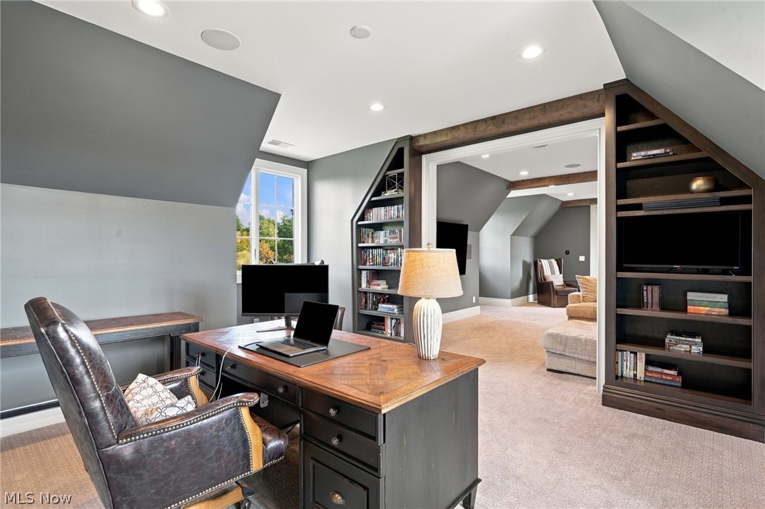 6771 Pheasants Ridge Hudson OH 44236