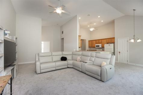 14450 Baywood Lane Strongsville OH 44136
