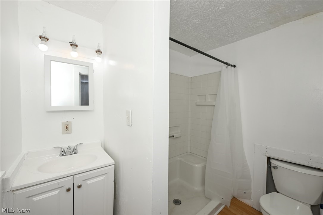 260 E York Street Akron OH 44310