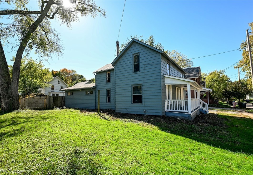 260 E York Street Akron OH 44310