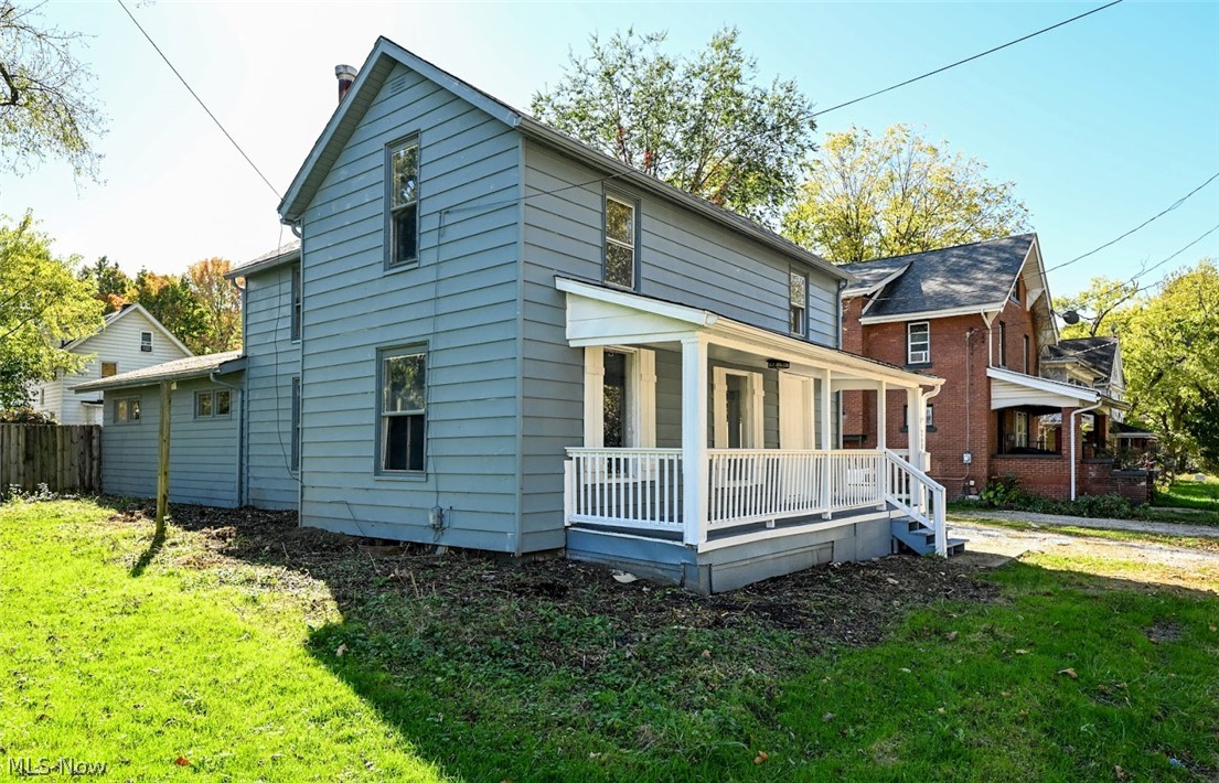 260 E York Street Akron OH 44310