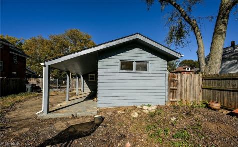 260 E York Street Akron OH 44310