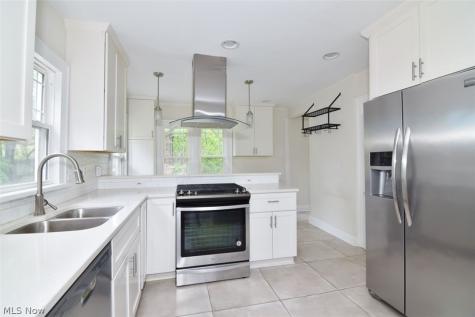 3023 Washington Boulevard Cleveland Heights OH 44118