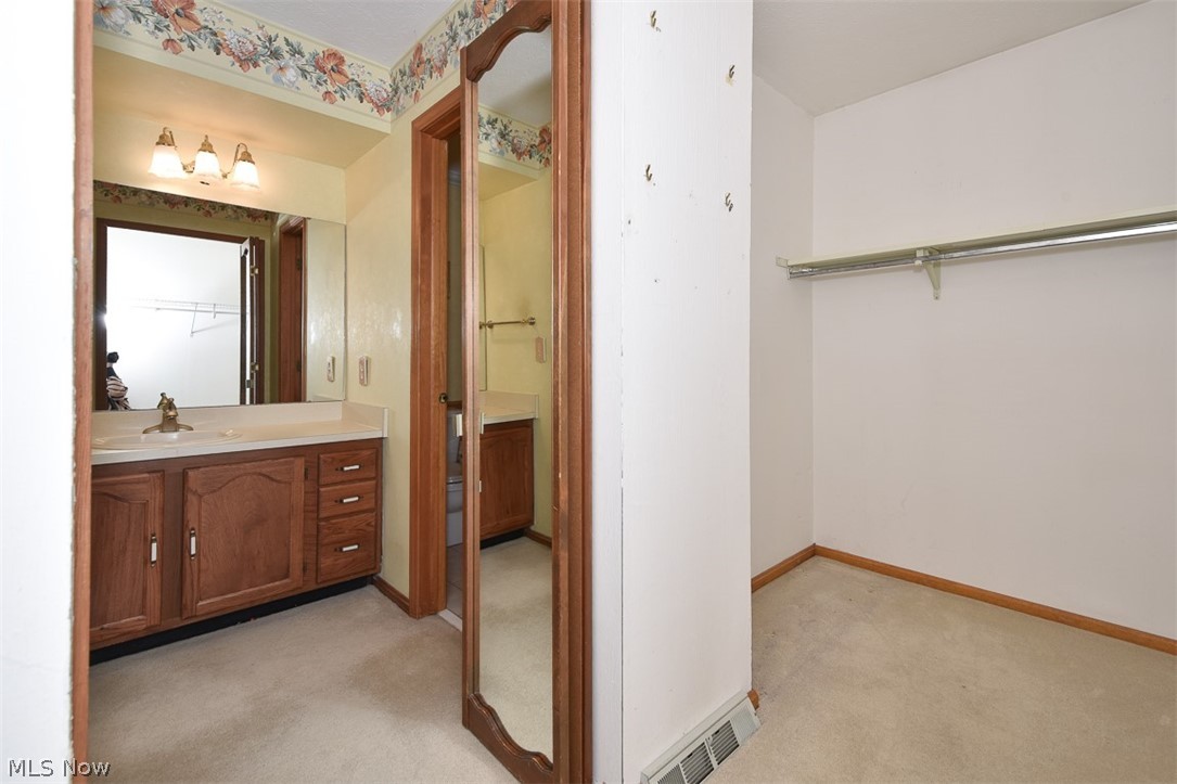 3003 Southwood Drive Westlake OH 44145