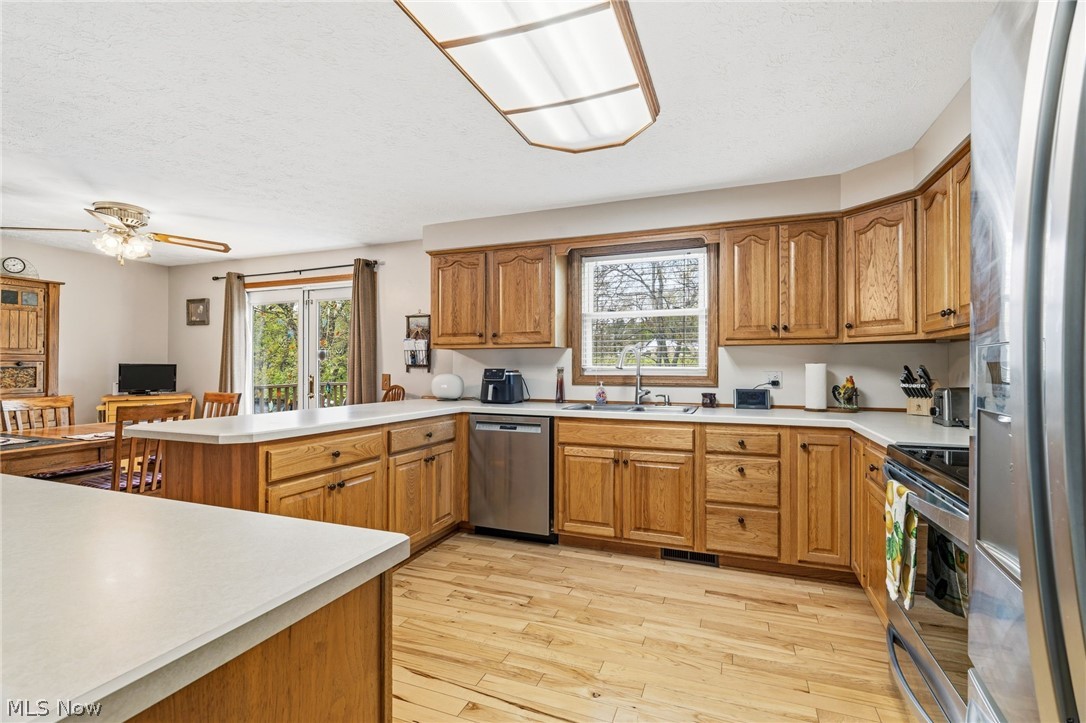 6195 Breezehill Road SW East Sparta OH 44626