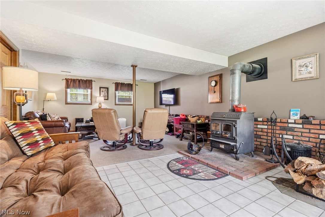 6195 Breezehill Road SW East Sparta OH 44626