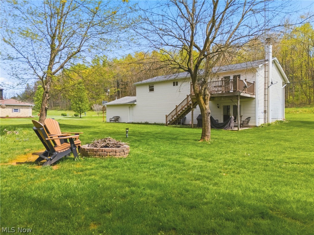 6195 Breezehill Road SW East Sparta OH 44626