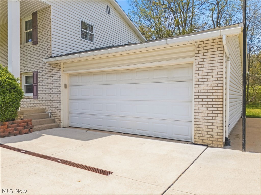 6195 Breezehill Road SW East Sparta OH 44626