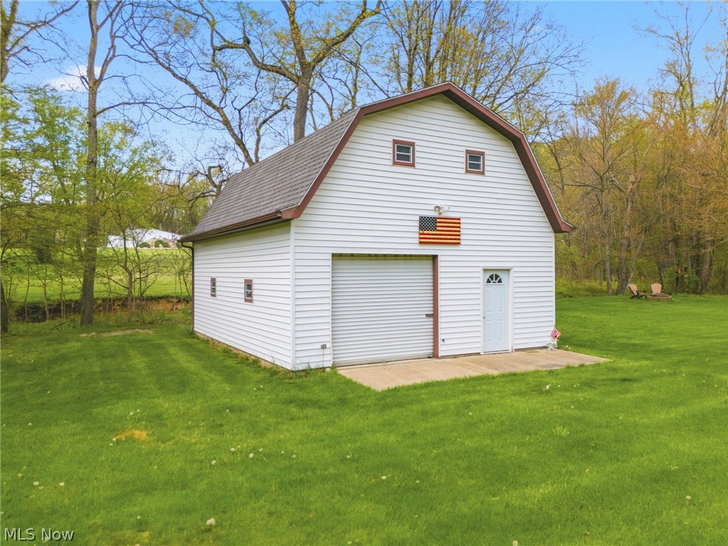 6195 Breezehill Road SW East Sparta OH 44626