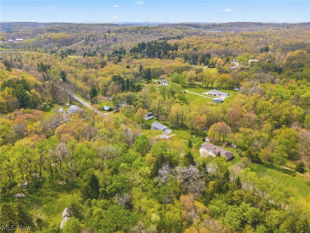 6195 Breezehill Road SW East Sparta OH 44626
