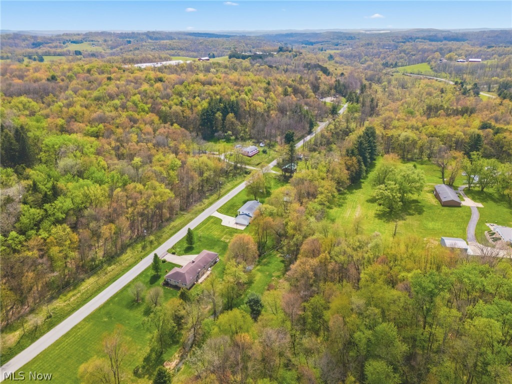 6195 Breezehill Road SW East Sparta OH 44626