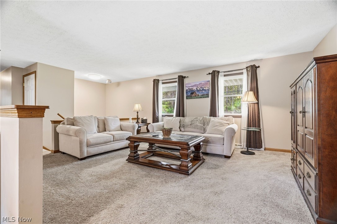 6195 Breezehill Road SW East Sparta OH 44626