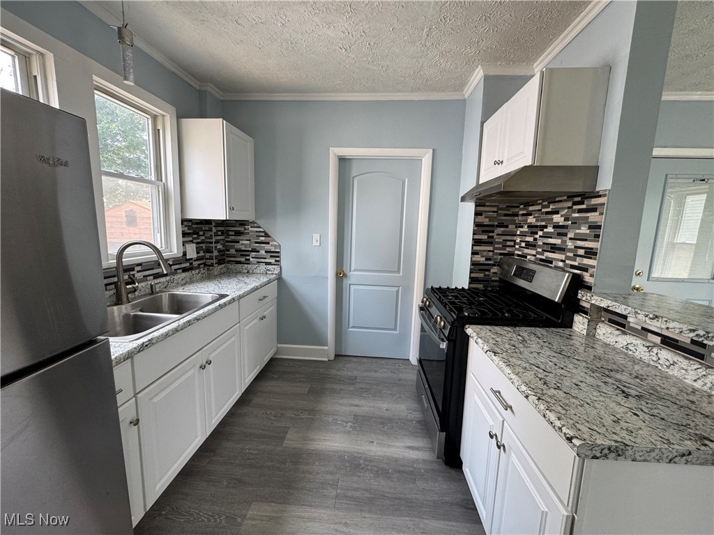 157 Henry Street Akron OH 44305