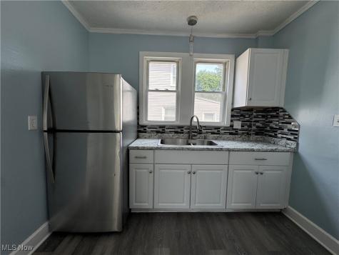 157 Henry Street Akron OH 44305