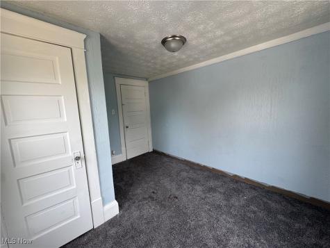 157 Henry Street Akron OH 44305