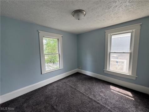157 Henry Street Akron OH 44305