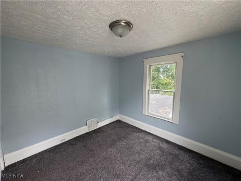 157 Henry Street Akron OH 44305