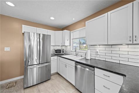 4908 Columbus Avenue Sandusky OH 44870