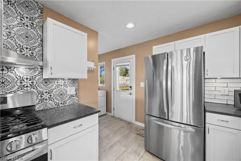 4908 Columbus Avenue Sandusky OH 44870