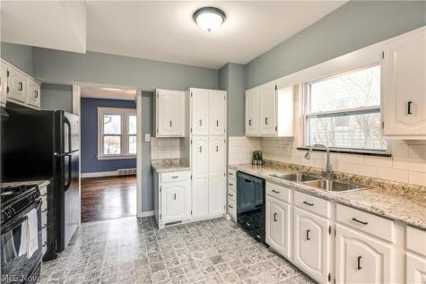 15400 Hilliard Road Lakewood OH 44107