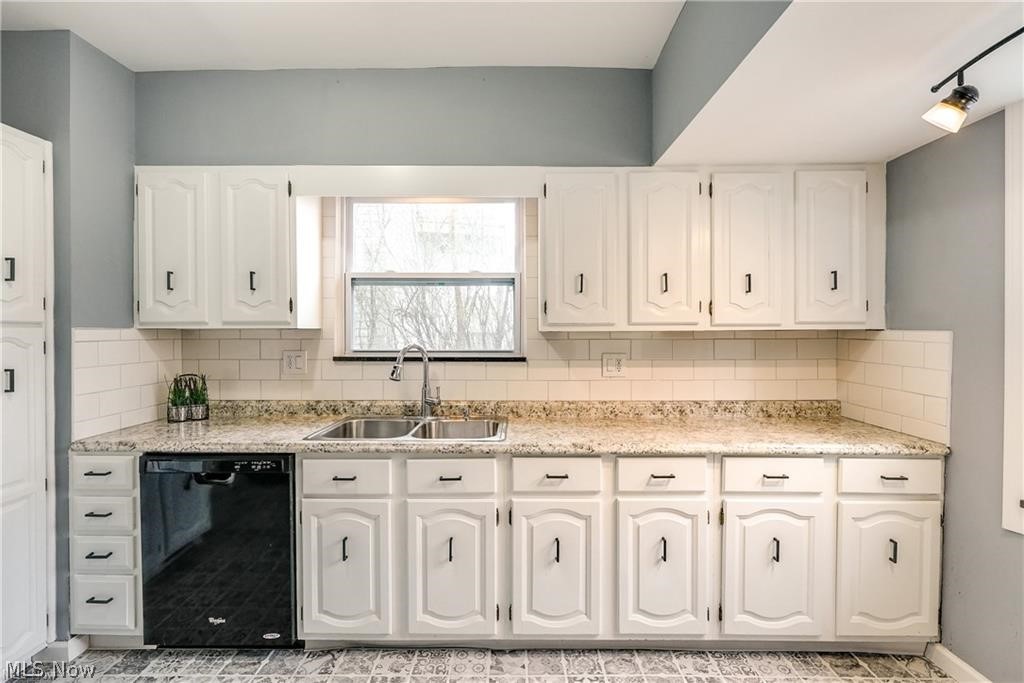 15400 Hilliard Road Lakewood OH 44107