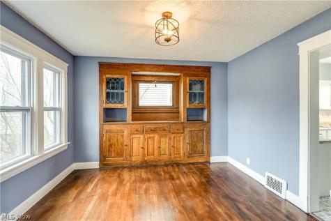 15400 Hilliard Road Lakewood OH 44107