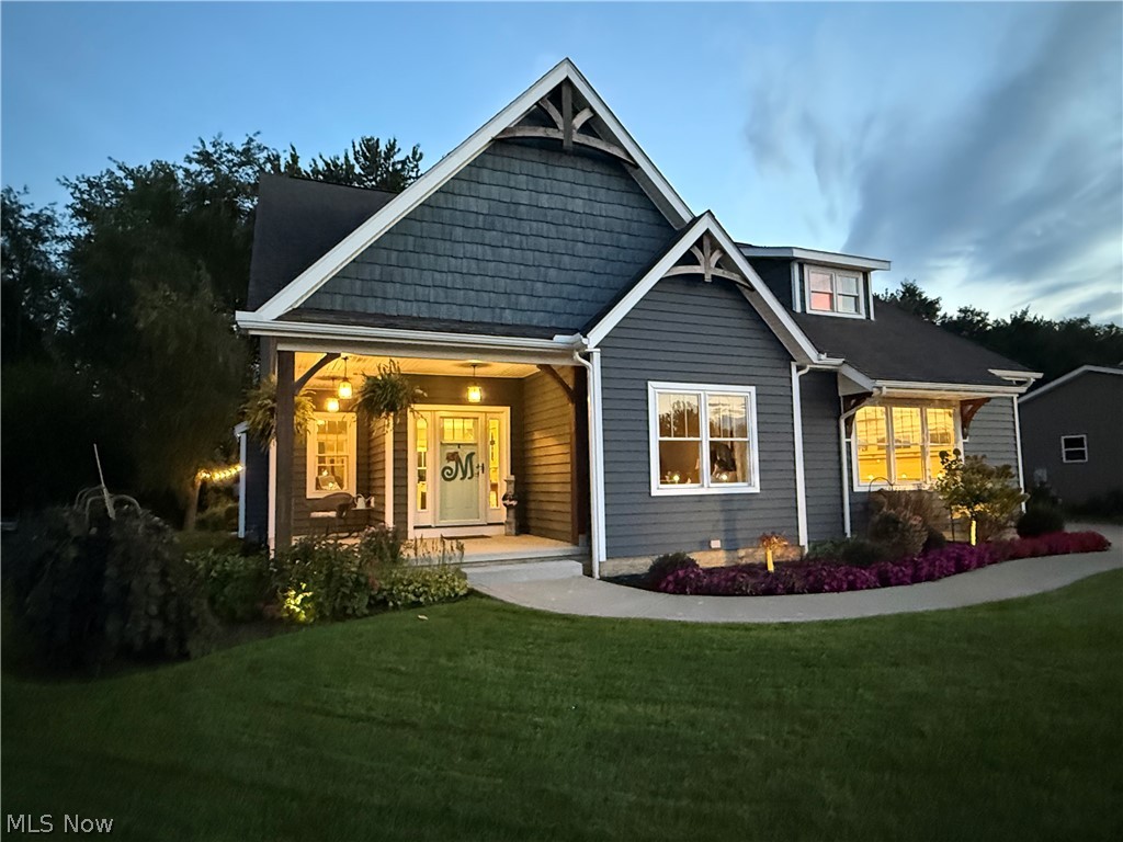 3098 Huntcliffe Road NE Canton OH 44721