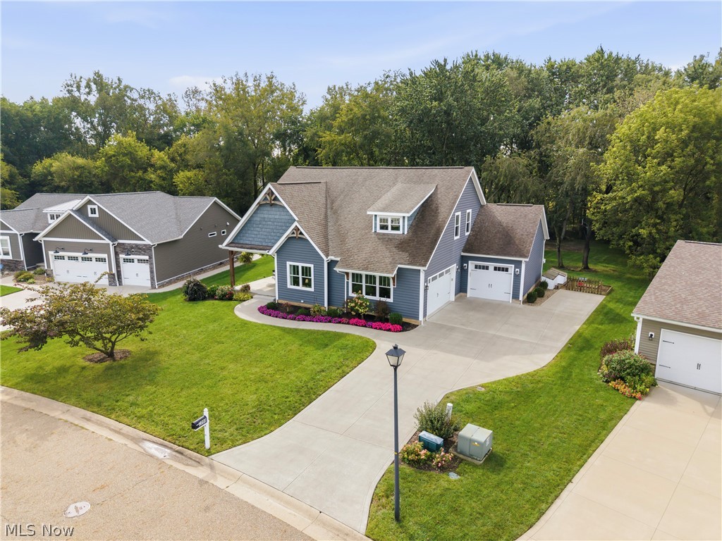 3098 Huntcliffe Road NE Canton OH 44721
