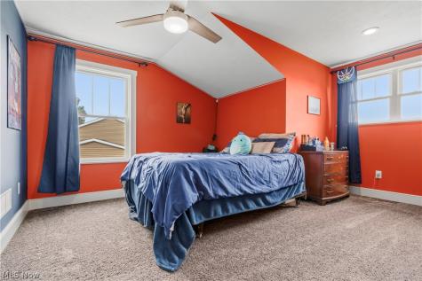 3098 Huntcliffe Road NE Canton OH 44721