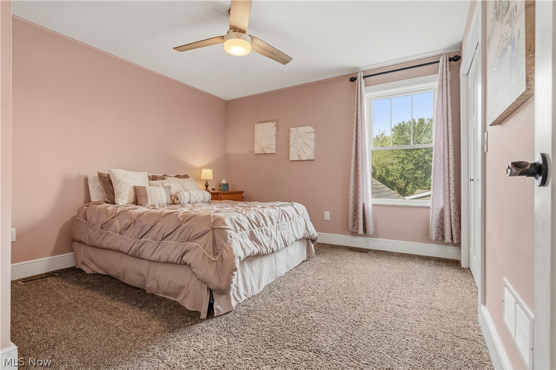 3098 Huntcliffe Road NE Canton OH 44721