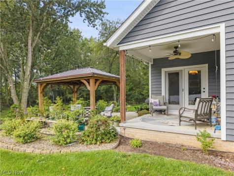 3098 Huntcliffe Road NE Canton OH 44721