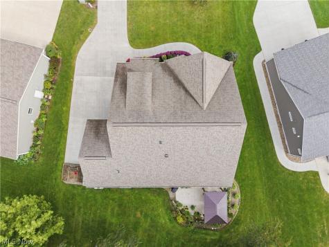 3098 Huntcliffe Road NE Canton OH 44721