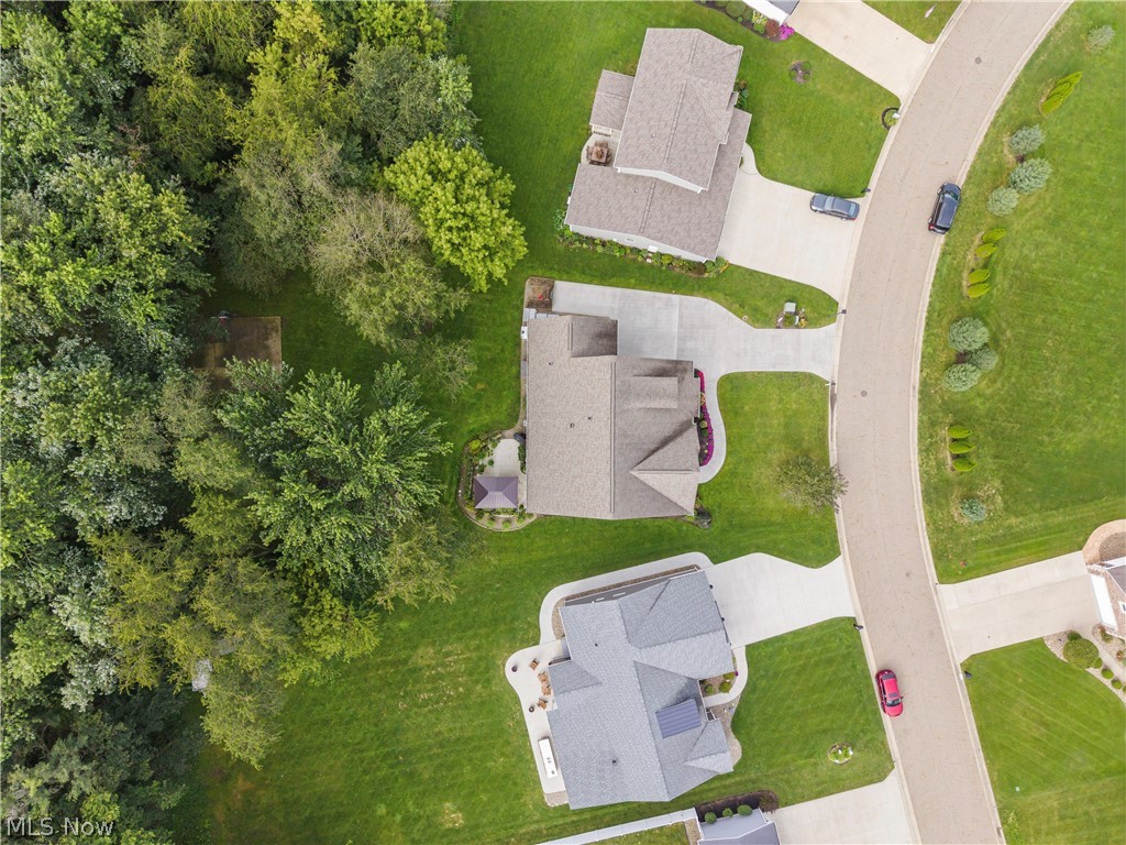 3098 Huntcliffe Road NE Canton OH 44721