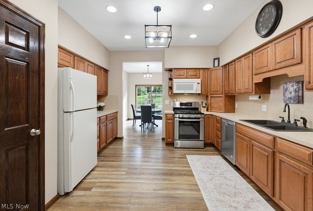 1373 Ashford Glen Lane Sagamore Hills OH 44067