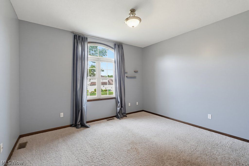1373 Ashford Glen Lane Sagamore Hills OH 44067