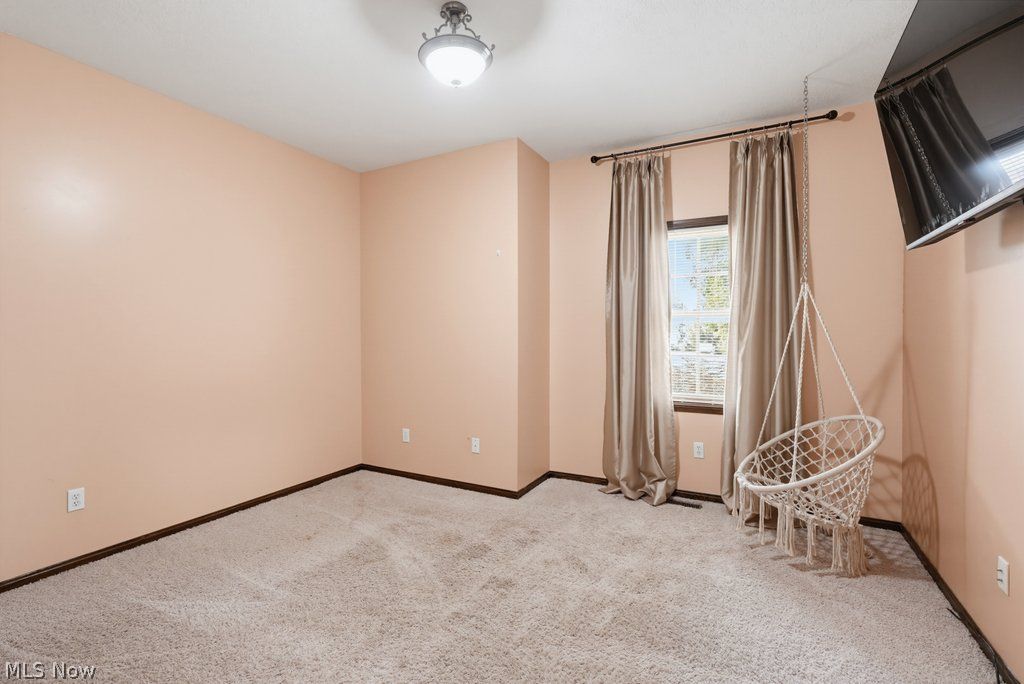 1373 Ashford Glen Lane Sagamore Hills OH 44067