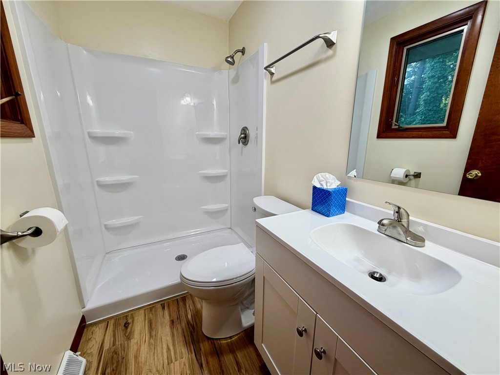 152 Meadow Drive Elyria OH 44035