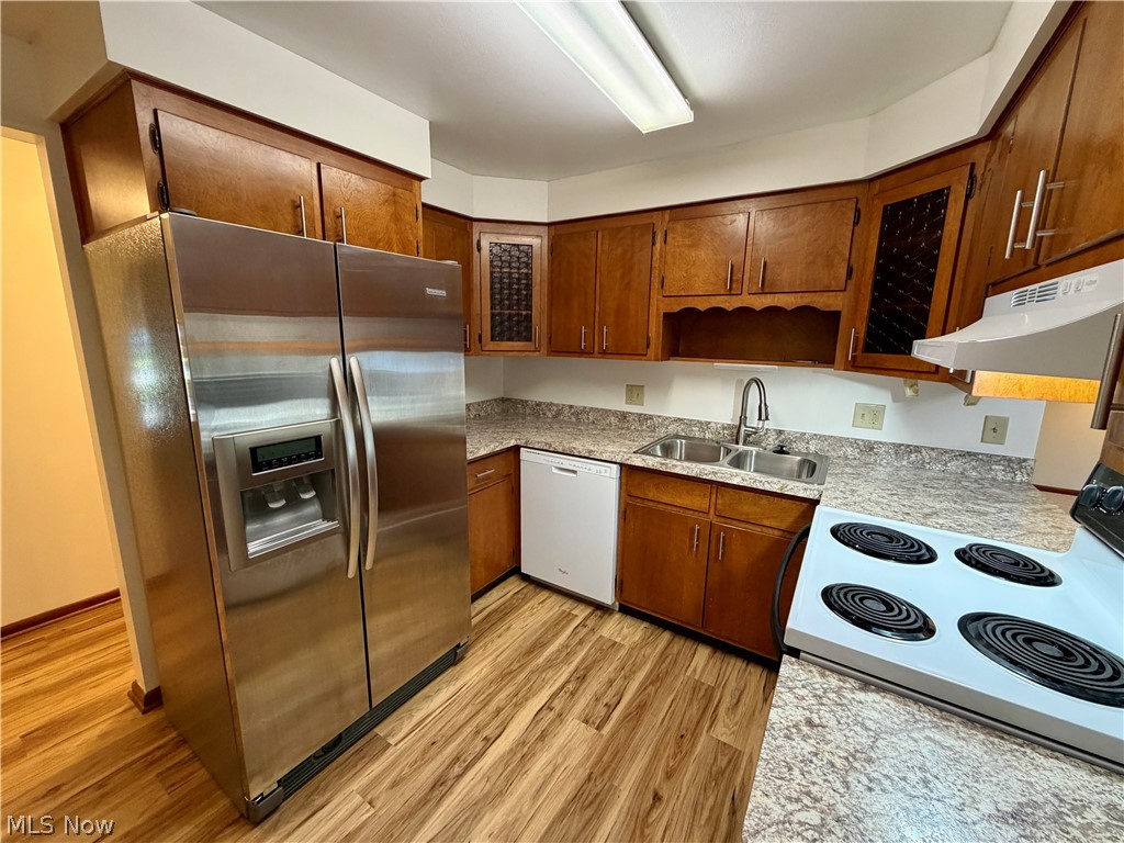 152 Meadow Drive Elyria OH 44035