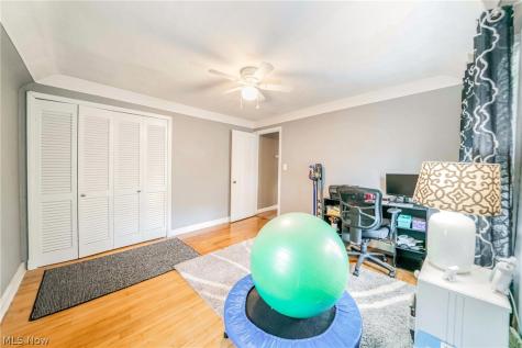 24501 Yosemite Drive Euclid OH 44117