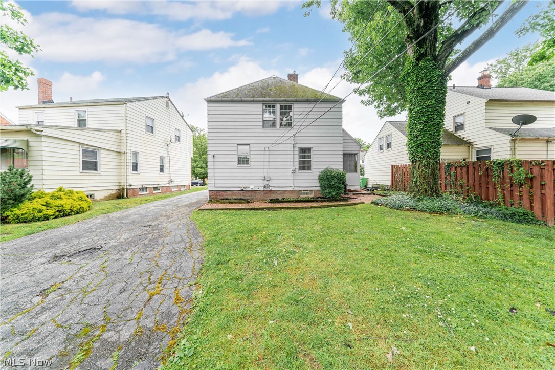 24501 Yosemite Drive Euclid OH 44117
