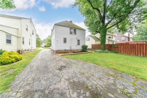 24501 Yosemite Drive Euclid OH 44117