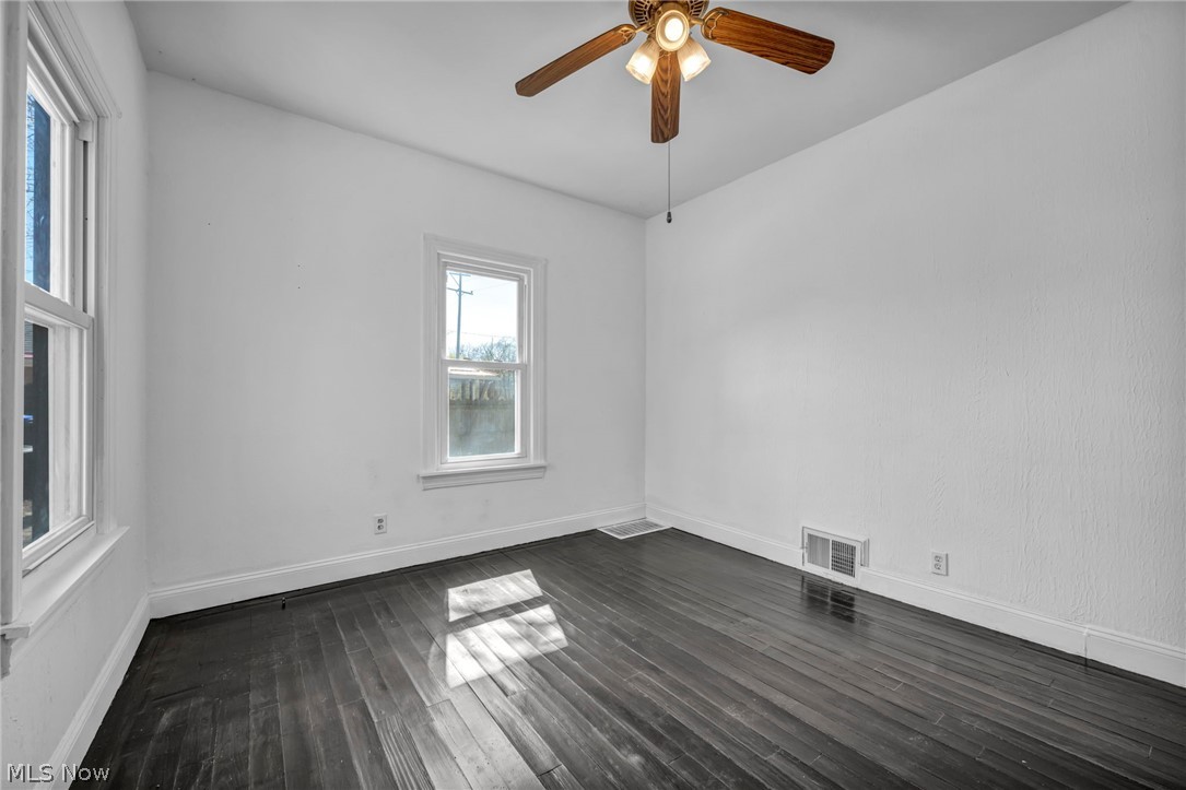 1729 Newberry Street Cuyahoga Falls OH 44221