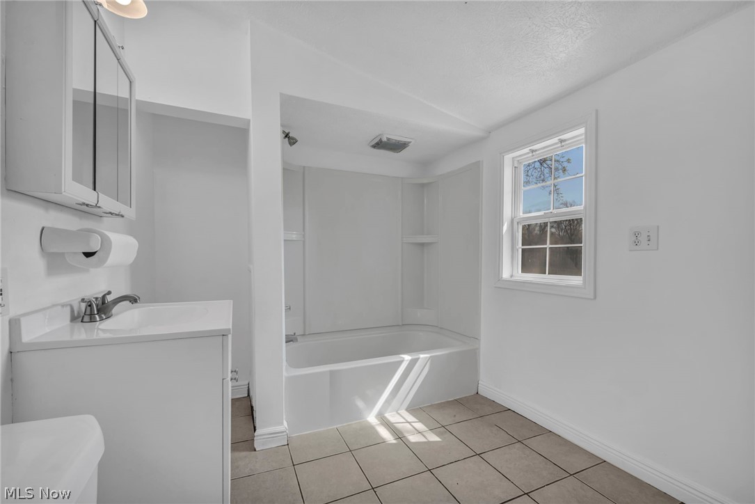 1729 Newberry Street Cuyahoga Falls OH 44221
