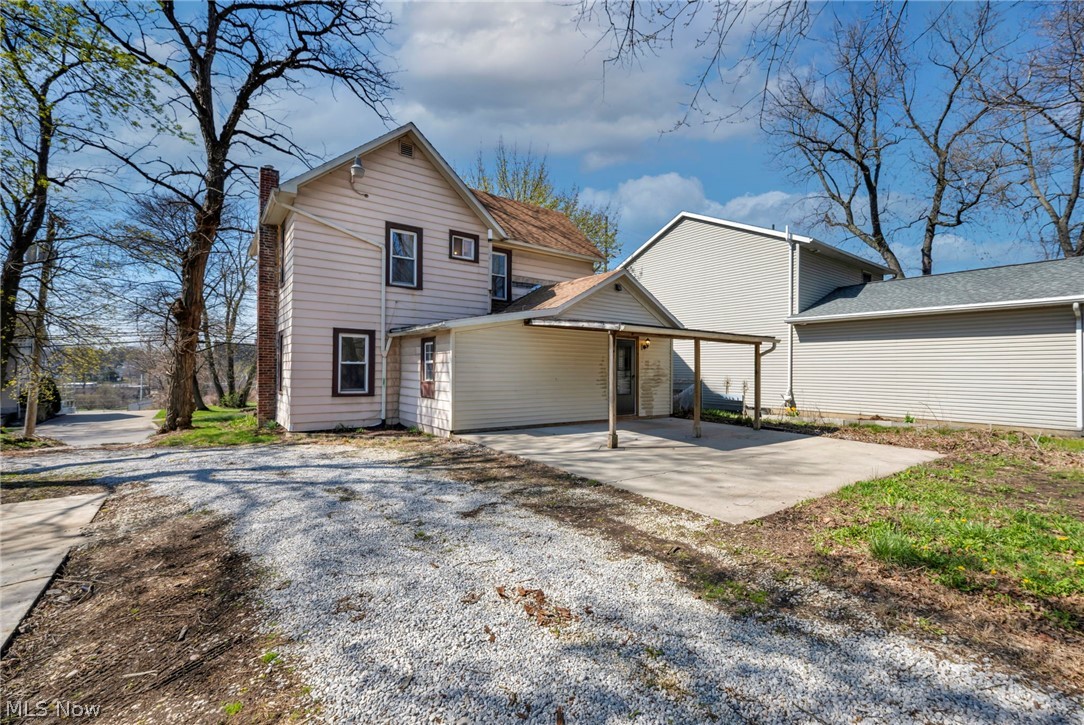 1729 Newberry Street Cuyahoga Falls OH 44221