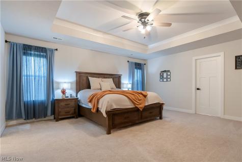 3349 Stoneleigh Road NE Canton OH 44721