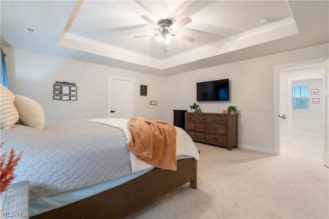 3349 Stoneleigh Road NE Canton OH 44721