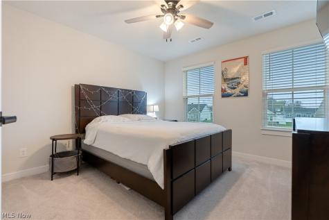 3349 Stoneleigh Road NE Canton OH 44721