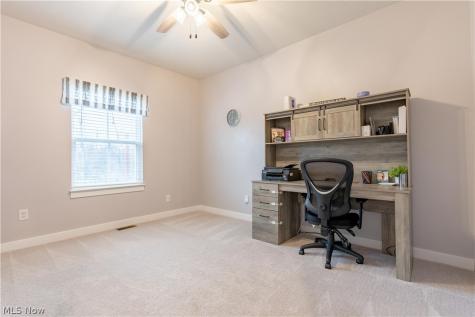 3349 Stoneleigh Road NE Canton OH 44721