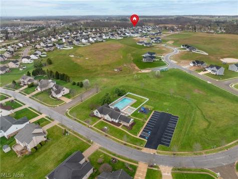 3349 Stoneleigh Road NE Canton OH 44721